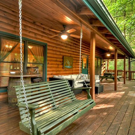 K6 Lodge Gather Around The Firepit Soak In The Hot Tub And Splash In The Creek Blue Ridge Luaran gambar