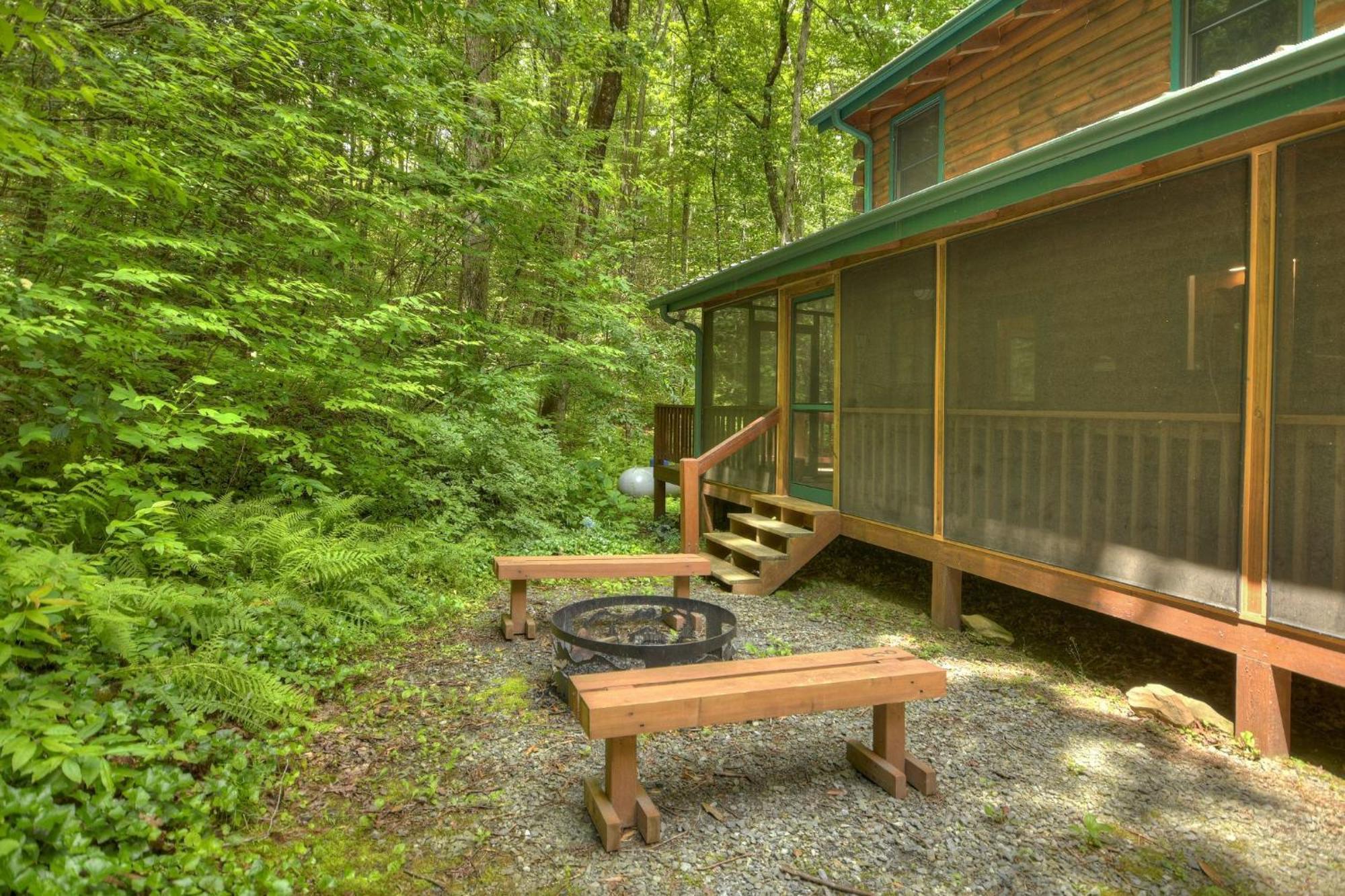 K6 Lodge Gather Around The Firepit Soak In The Hot Tub And Splash In The Creek Blue Ridge Luaran gambar